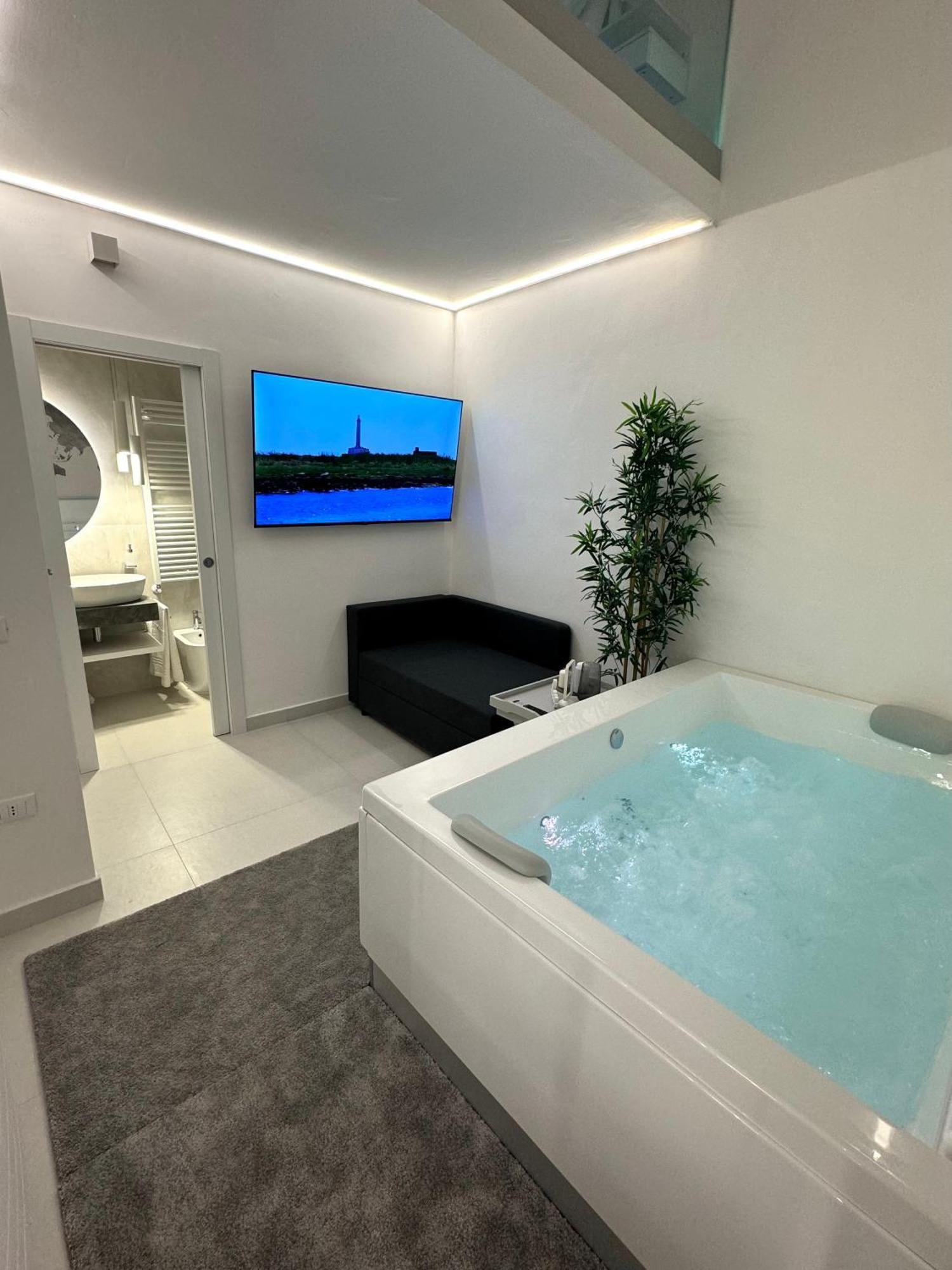 Acqua E Sale Bed & Breakfast Gallipoli Exterior photo